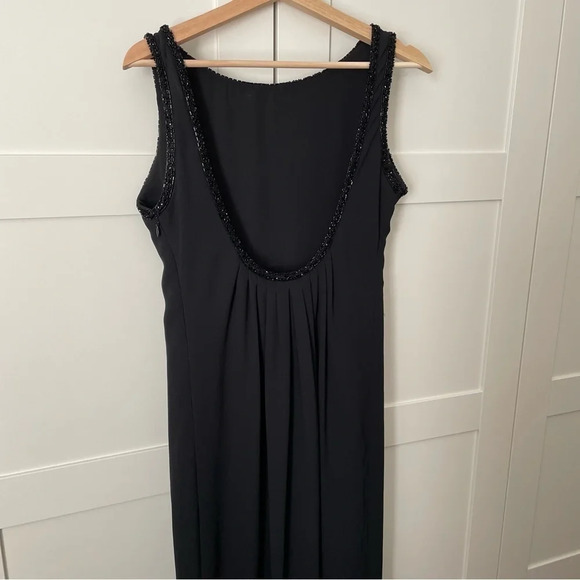 Laundry by Shelli Segal Maxi Gown Black 10 Low Back Bead Trim Simple Sleek - Picture 1 of 16
